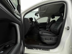 Volkswagen Tharu 9