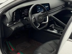 Hyundai Elantra, 2021 9
