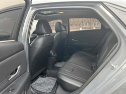 Hyundai Elantra 4