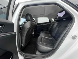 Kia K5 7