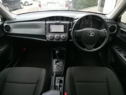 Toyota Corolla Axio 6