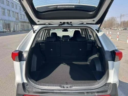 Toyota RAV4 6