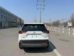 Toyota RAV4 7