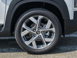 MITSUBISHI XPANDER 33