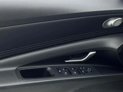 Hyundai Elantra 12