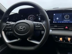 Hyundai Elantra 15