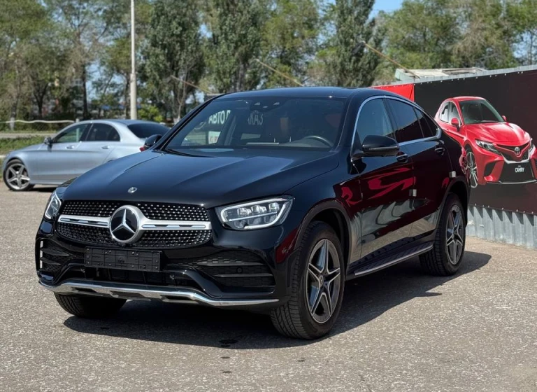 Mercedes-Benz GLC Coupe 300e, 2021
